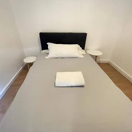 Heart Of - Balcony Amazing Views - 5th Floor - No Elevator - Always Open Apartman